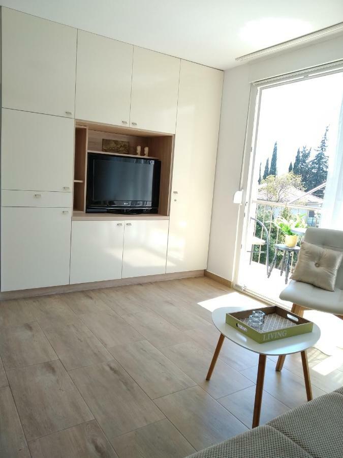 Apartment Amber Split