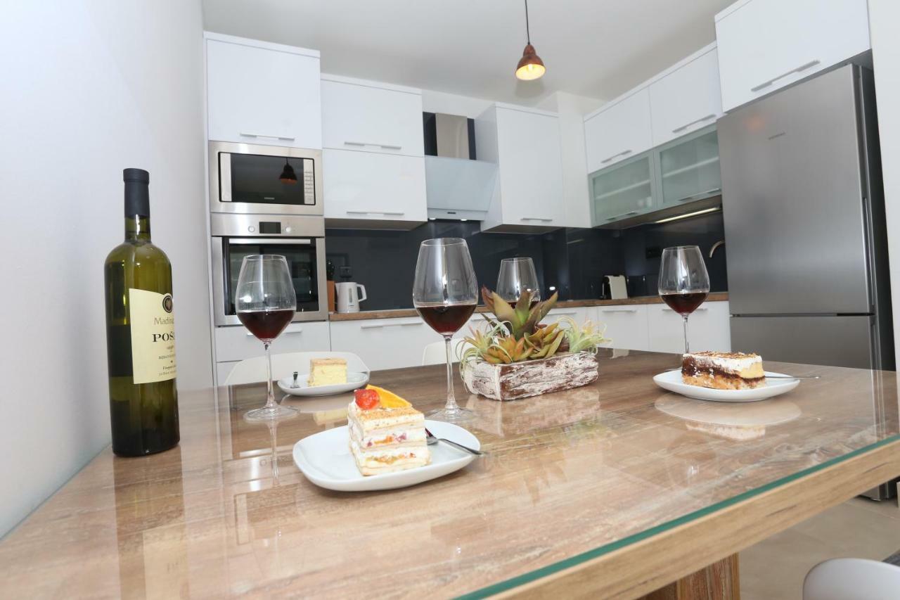As's Apartment