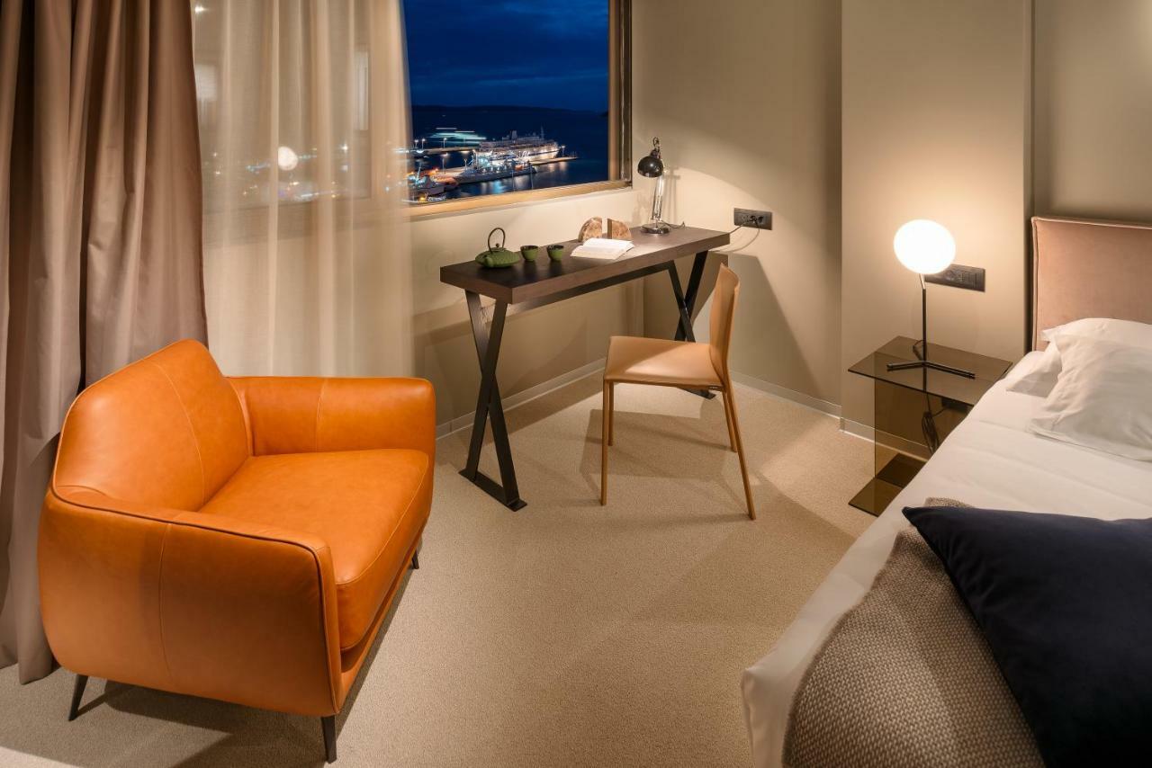 Gostinjska kuća Royal Suites-sky