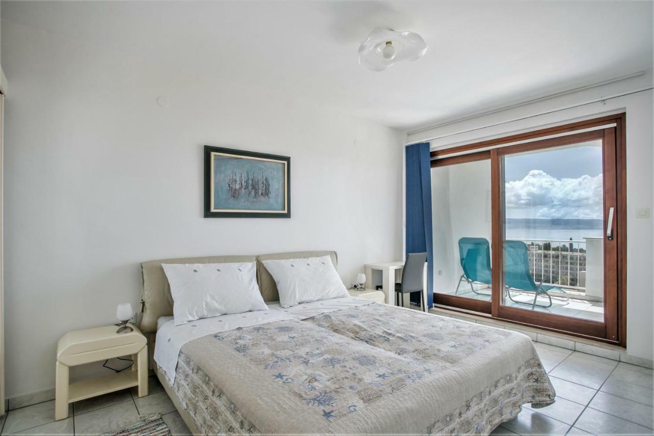 Sea View Reno W/garage