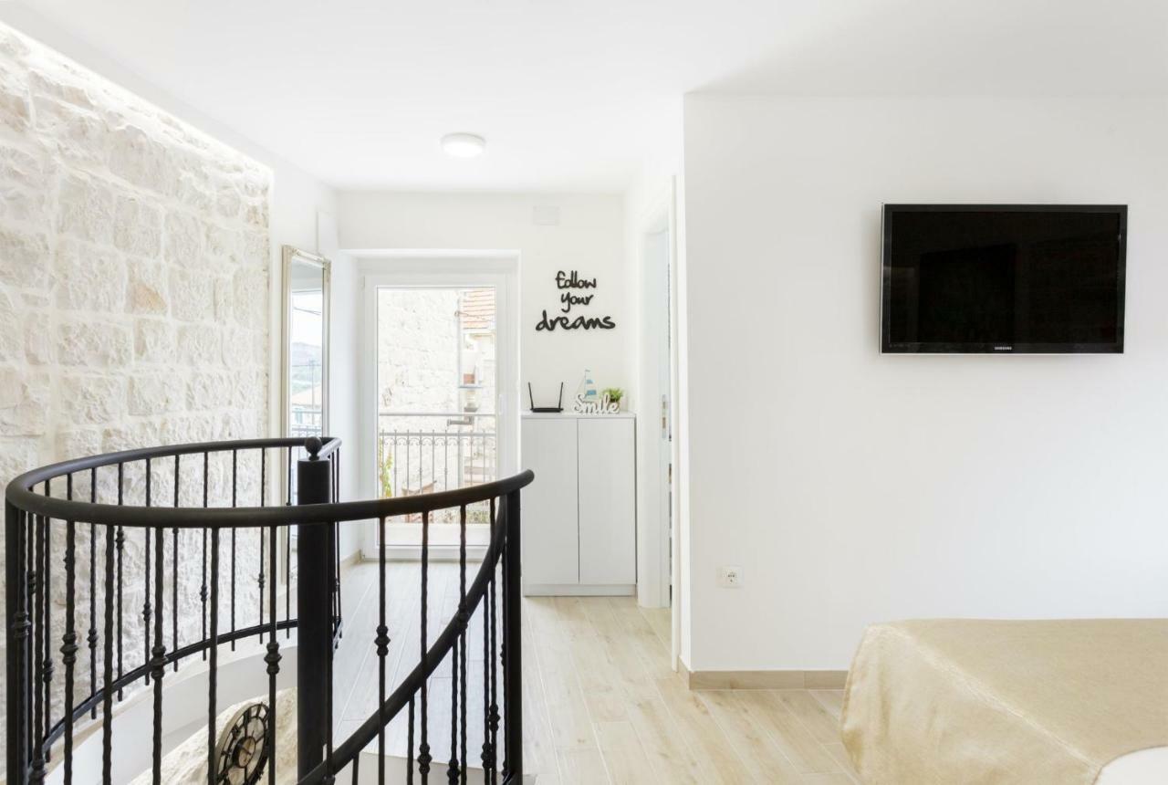 House Rokastone Apartment