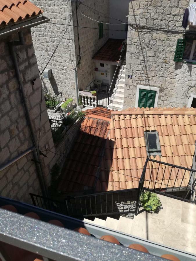 Apartment Abazur