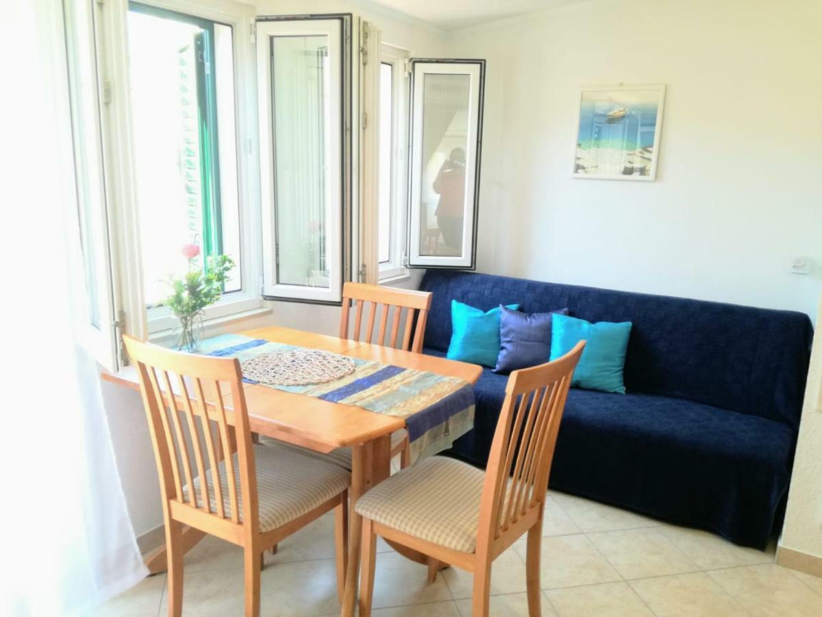 Abazur Apartment