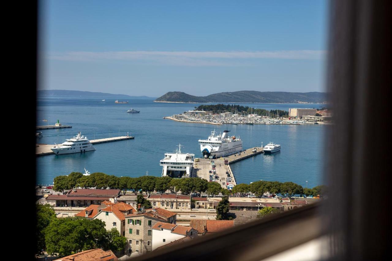 Island View * Split