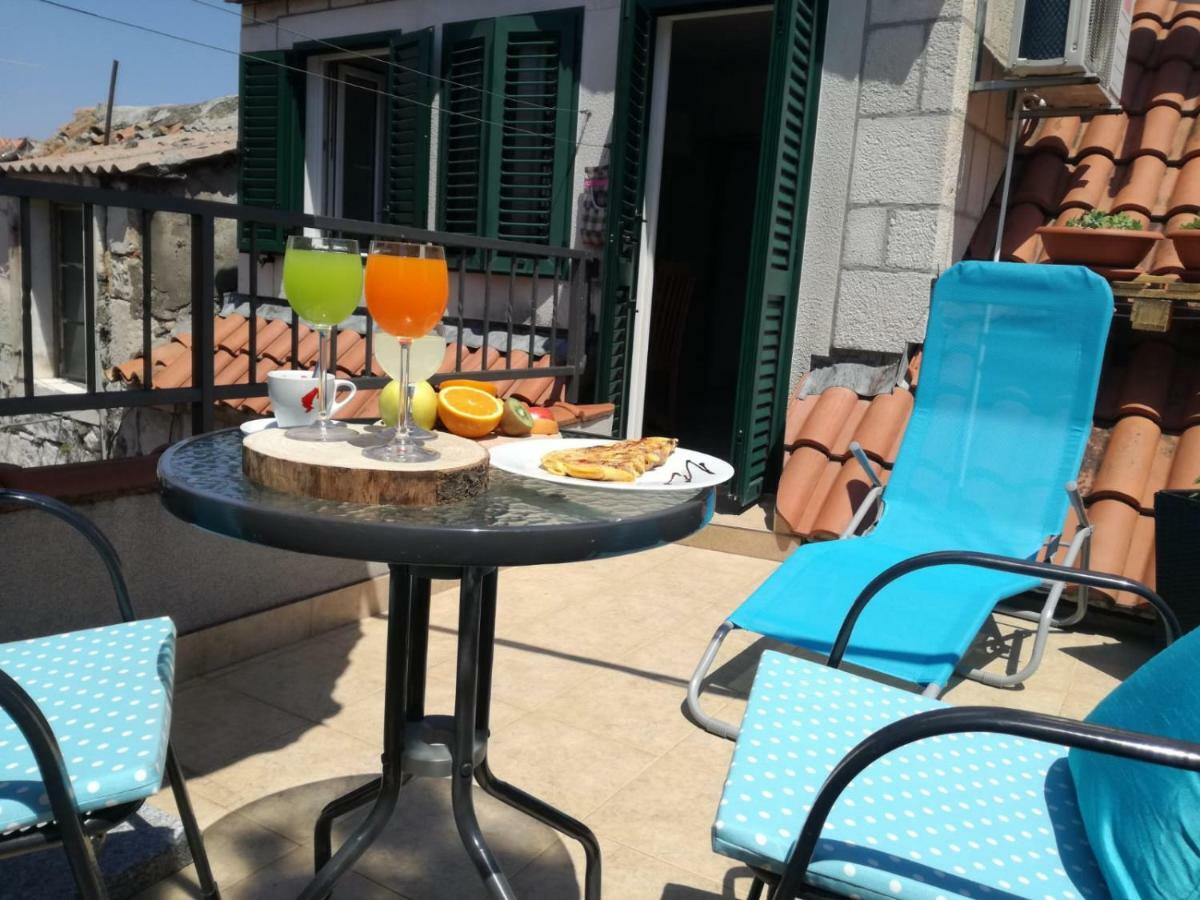 Apartment Abazur