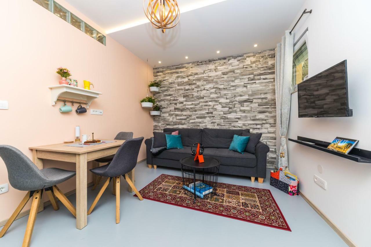 Appartments With Terrace Or Garden Apartment *