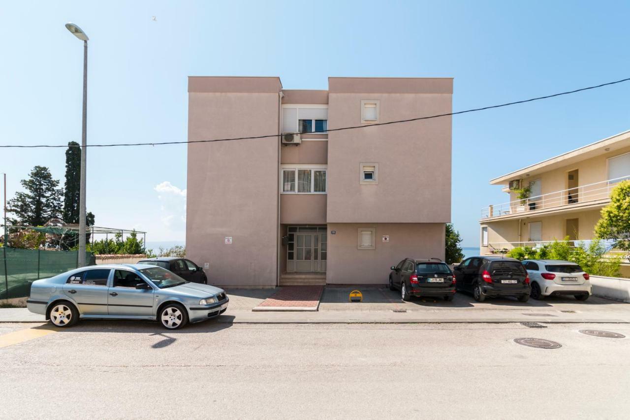 Lada Apartment