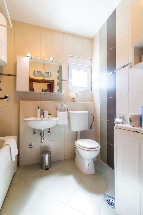Lada Apartment *