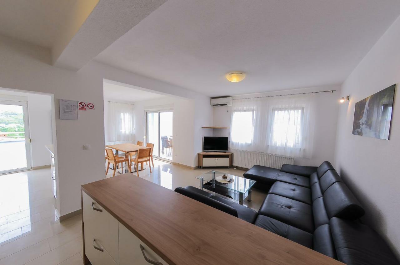 Anamarija Apartment