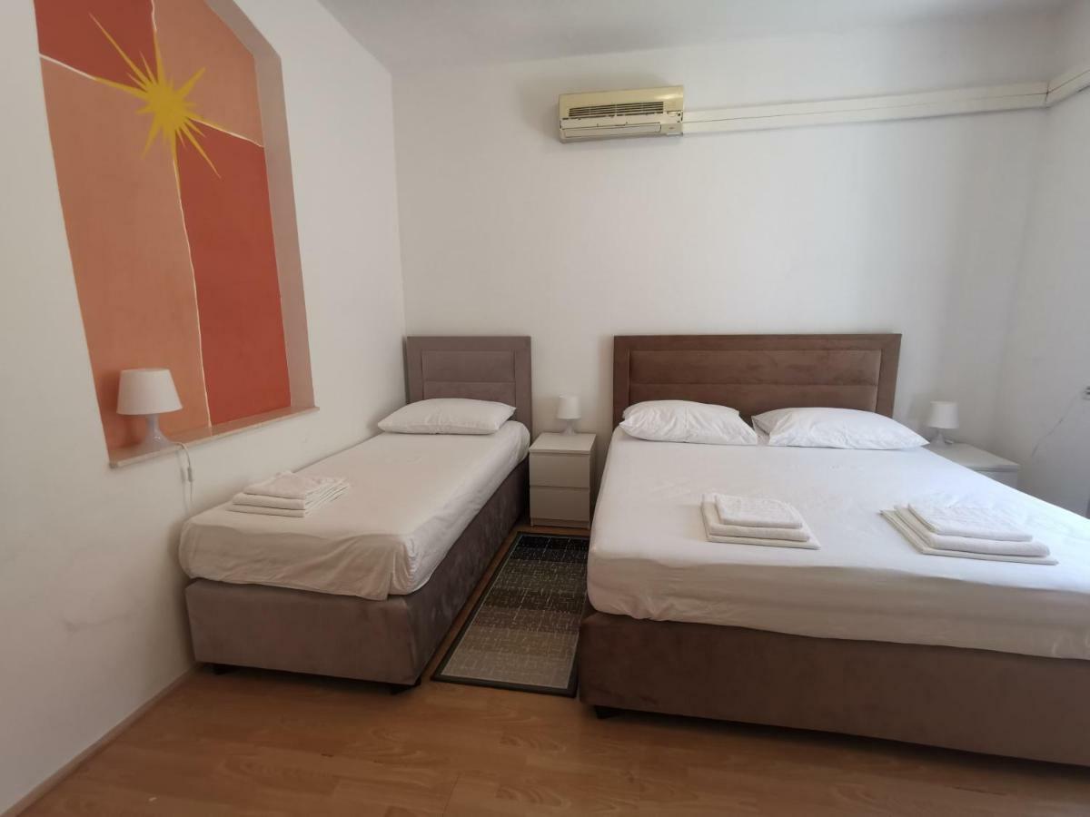 Spacious 140m2 Downtown 3 Bedroom Split