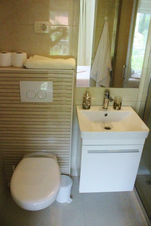 Marana Guest house *