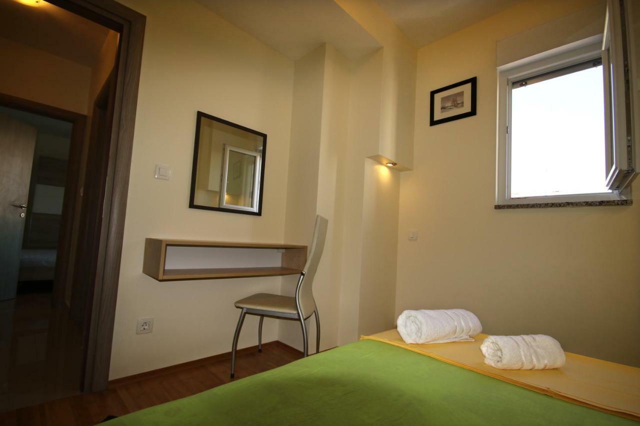 Mel Apartment