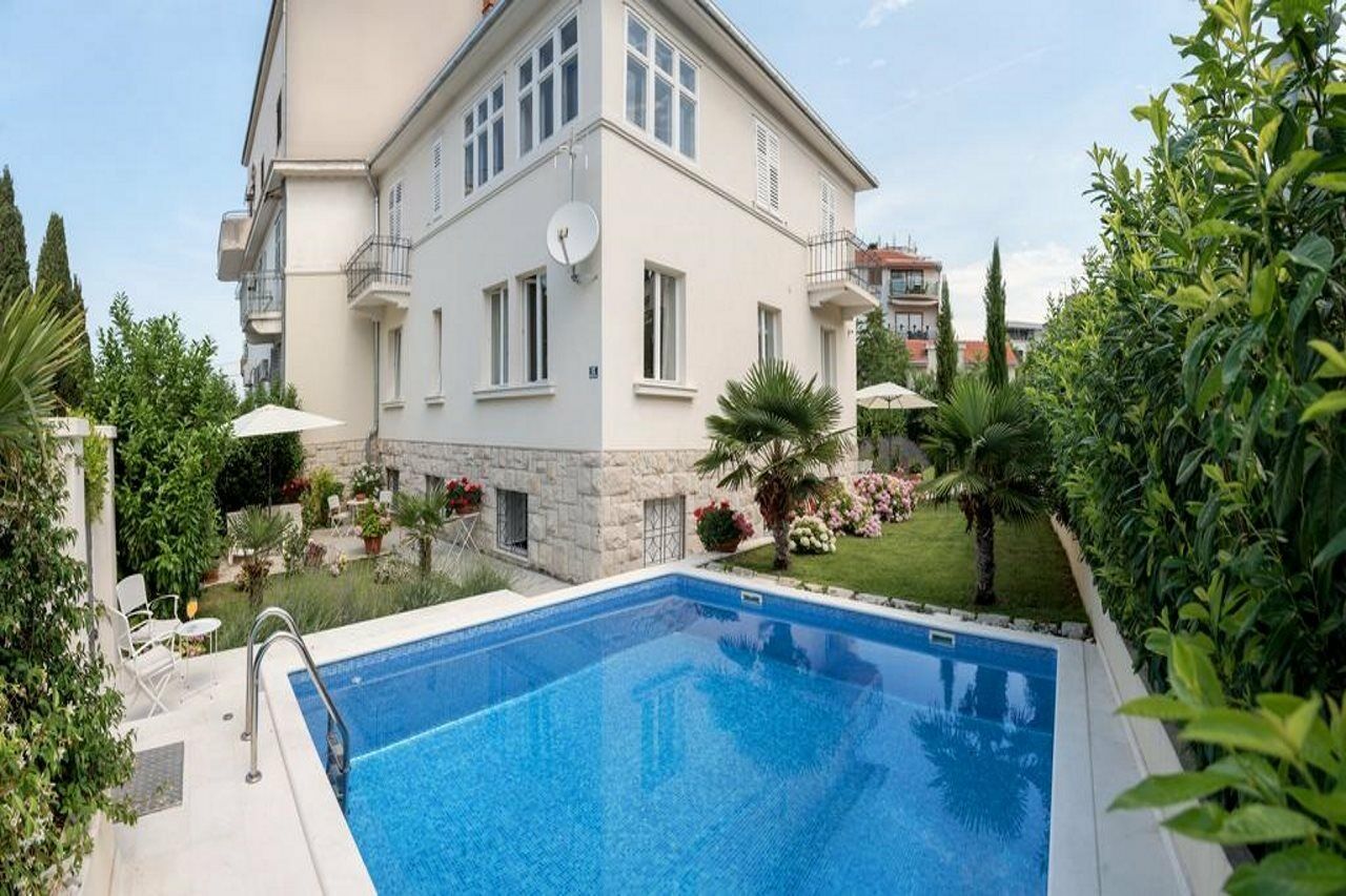 Gasthuis Jagoda Split
