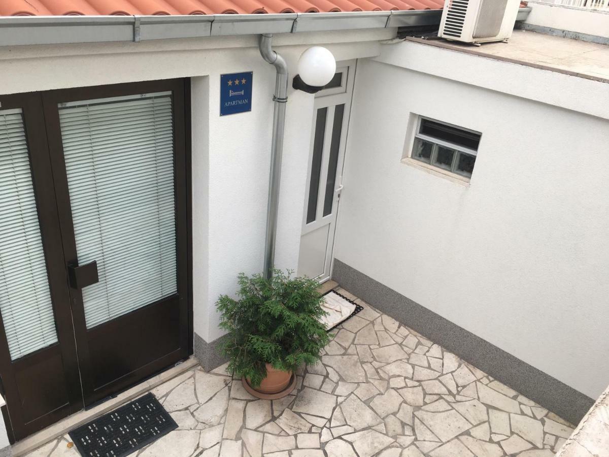 Mare Apartment Split