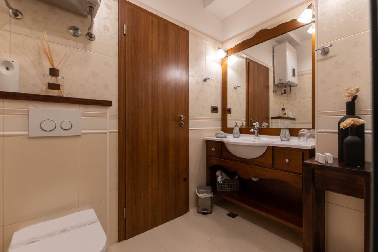 Unique Luxury Split