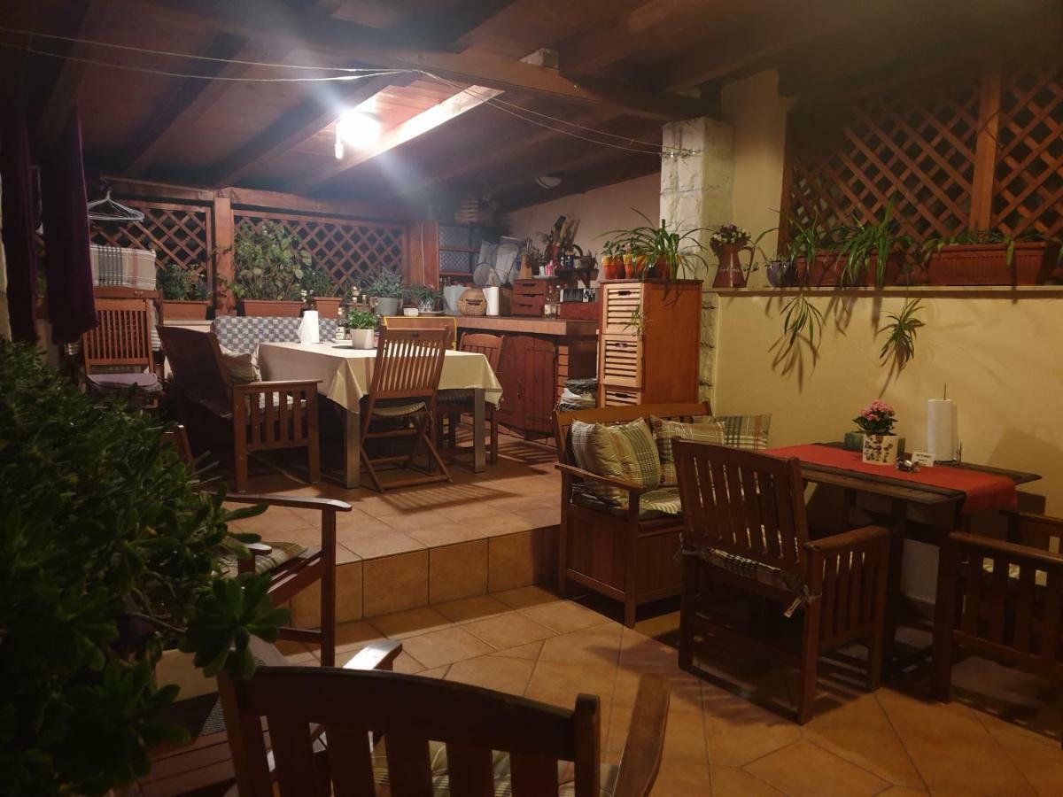 Apartments And Rooms Villa Lina