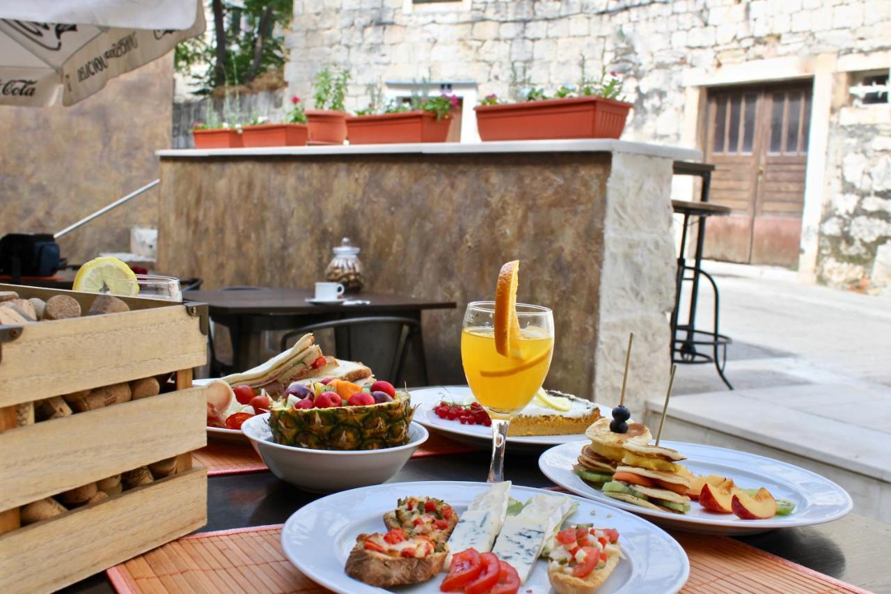 Le Monde Luxury 4*