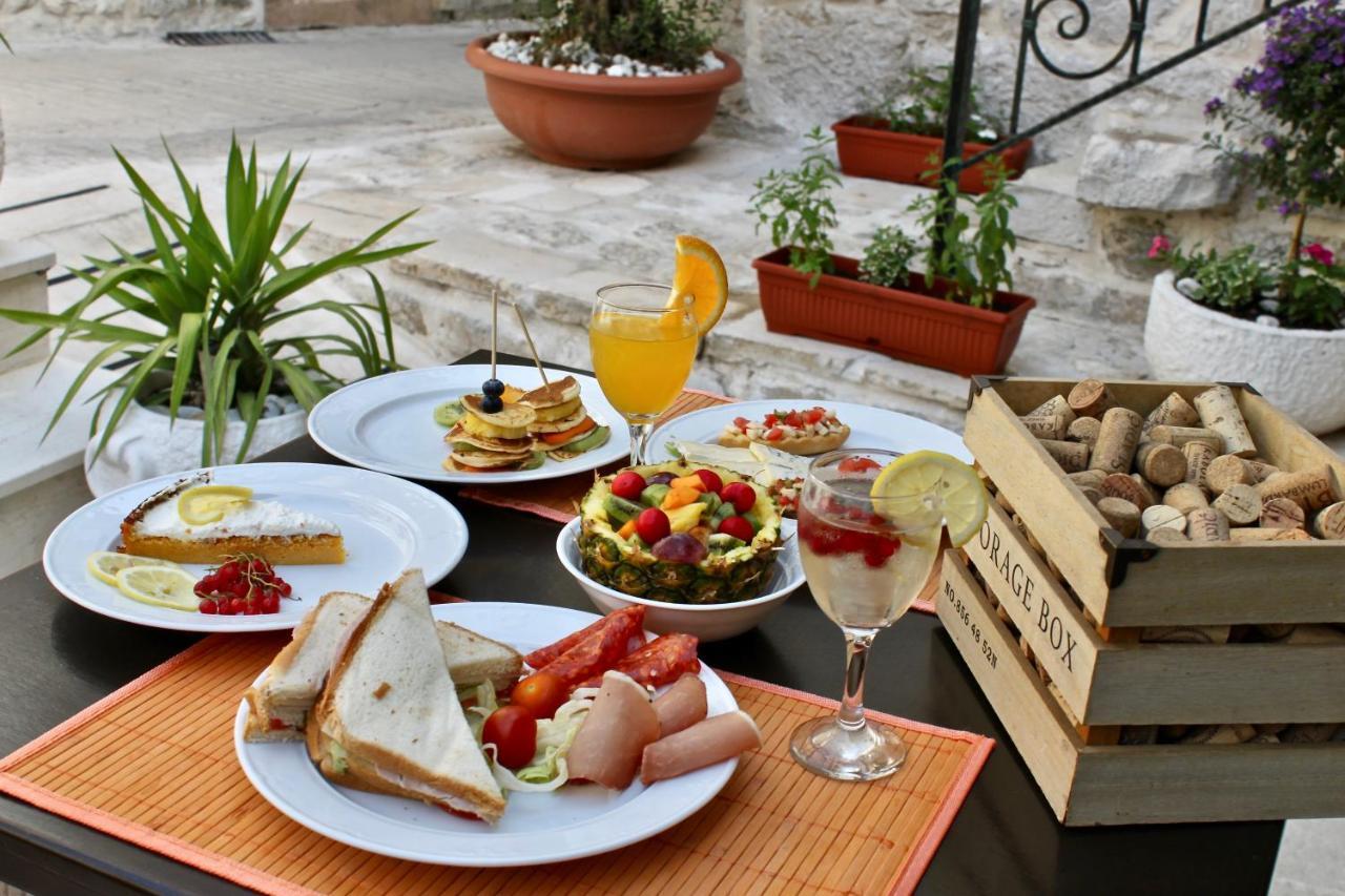 Le Monde Luxury 4*