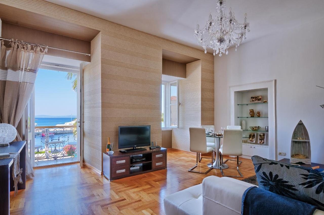 Guest house Riva Apartments 4*