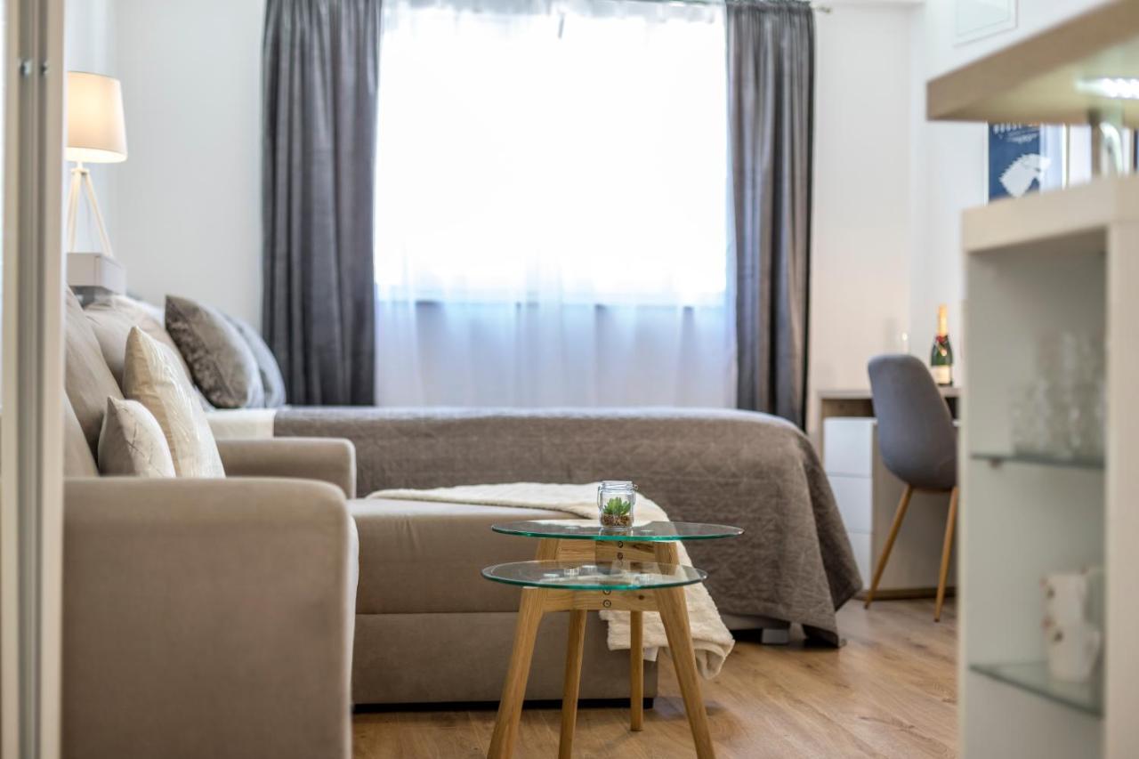 Winterfell Apartment *