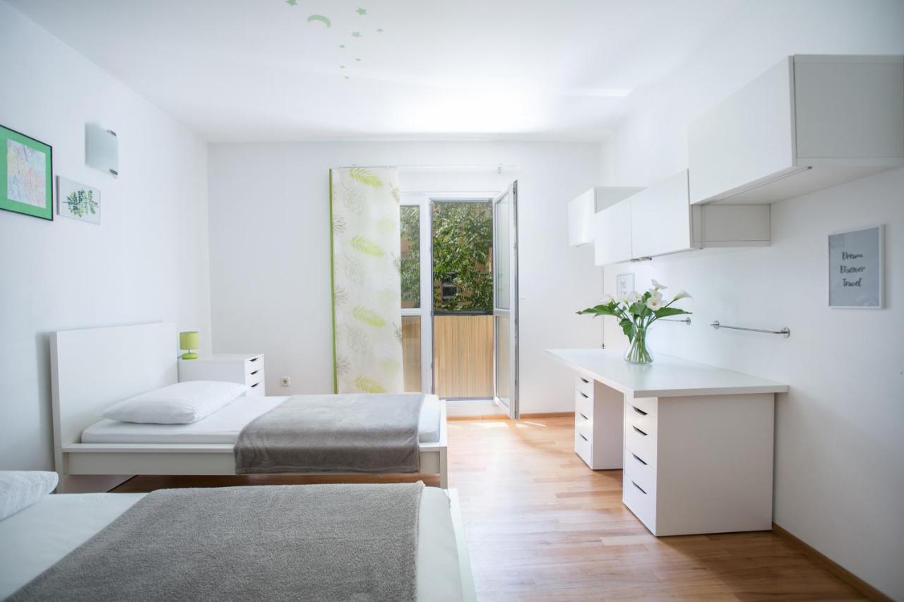 Nina , Bacvice Apartamento *