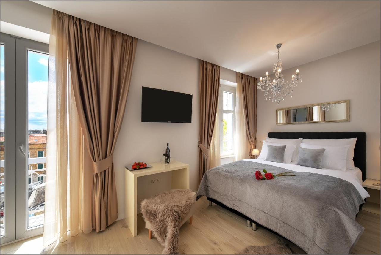 Via Porto 4*
