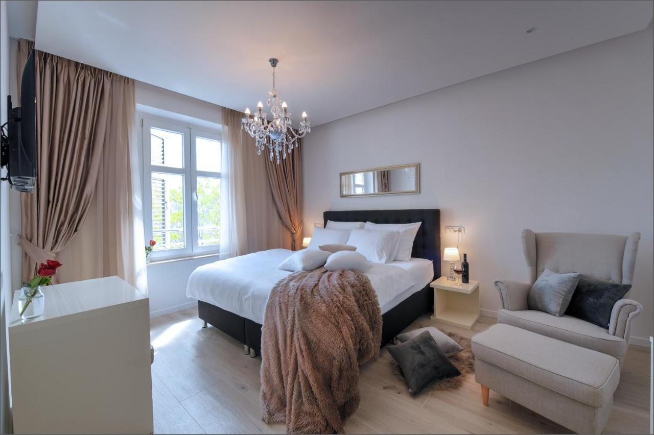 Via Porto 4*