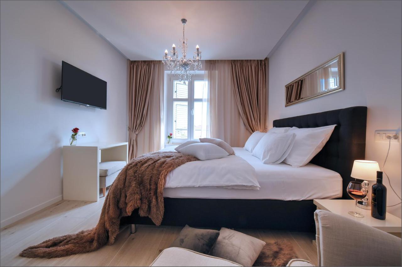 Via Porto 4*