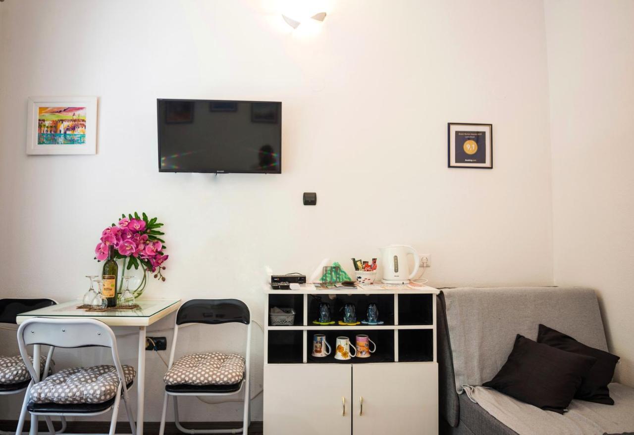 Guest house Lucky *