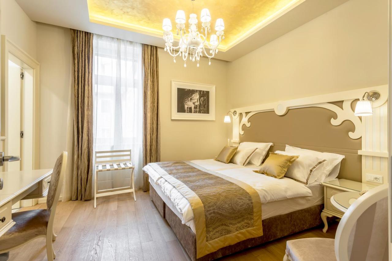 Royal Piazza 4*