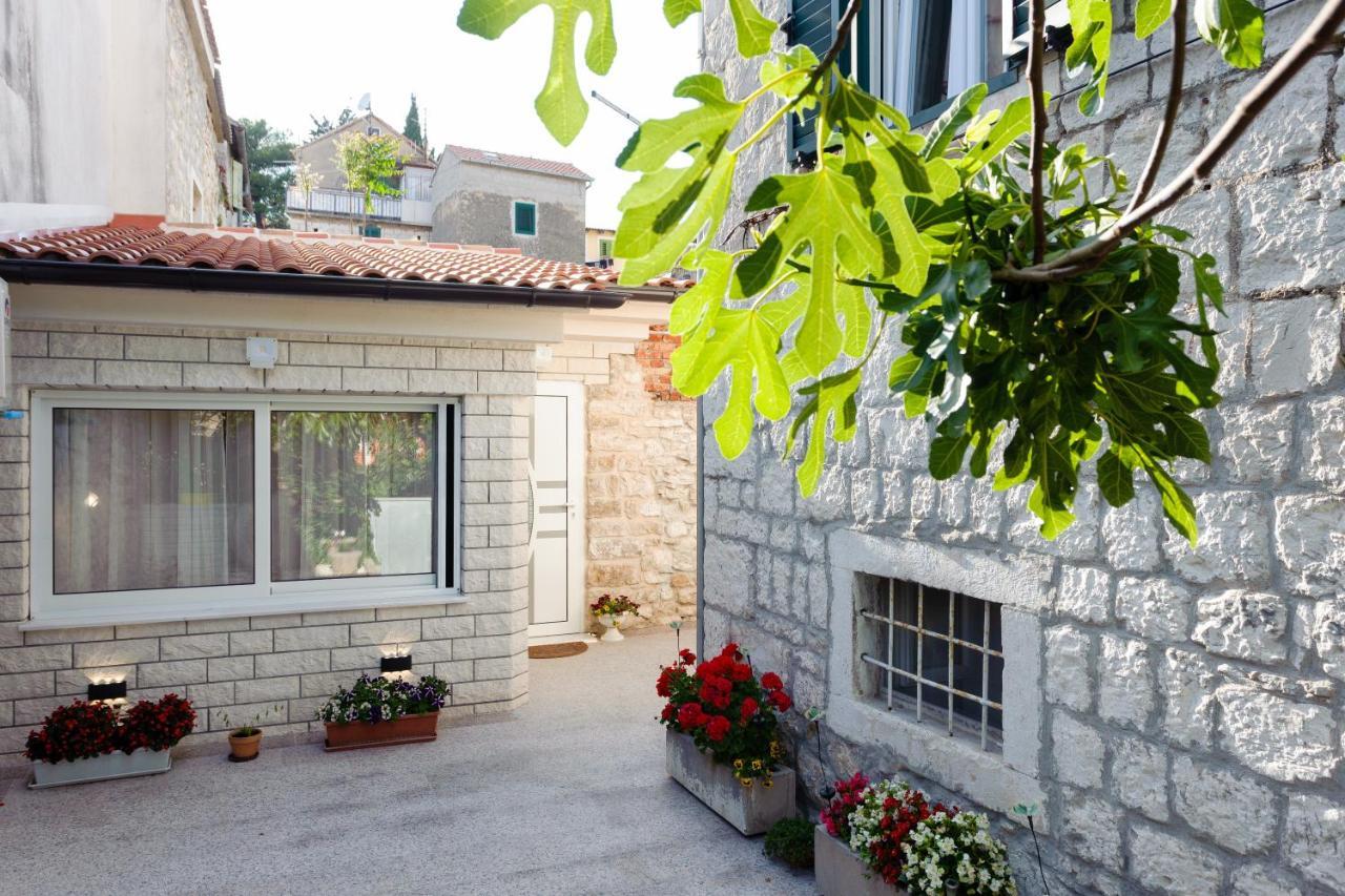 Guest house And Nona Stella Split
