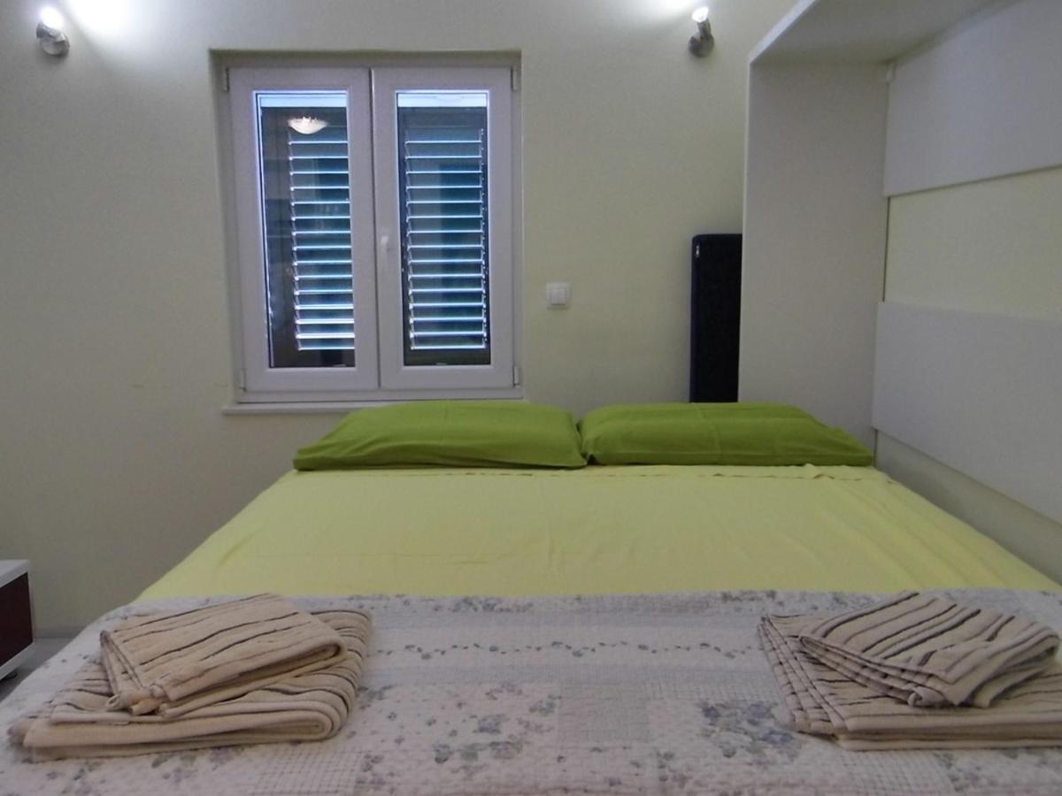 Apartments & Rooms Toni 3* Split