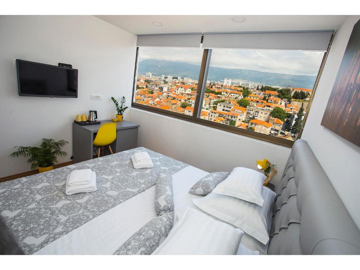 Tower 4* Split