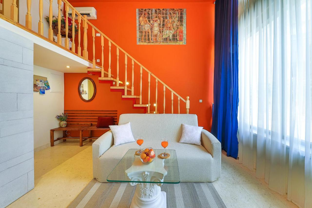 Apartment Ave Caesar *