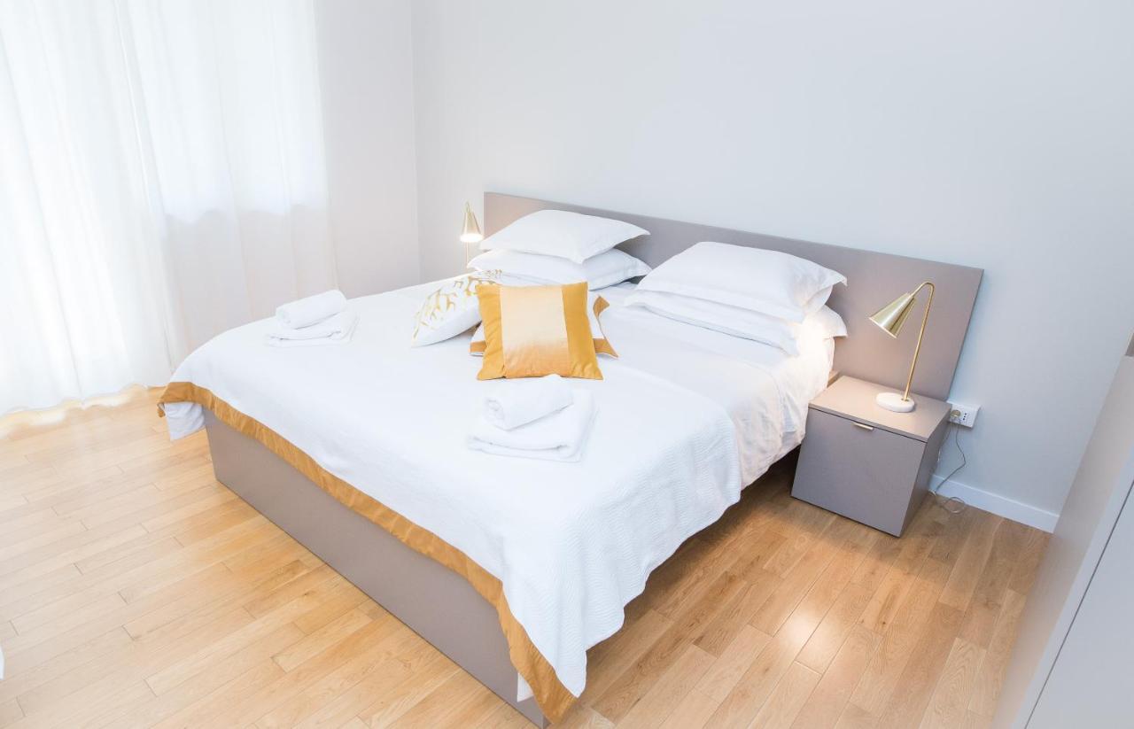 Franco's Spacious - Great Location * Split