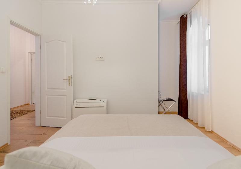 Temple Luxury & Guest house Split