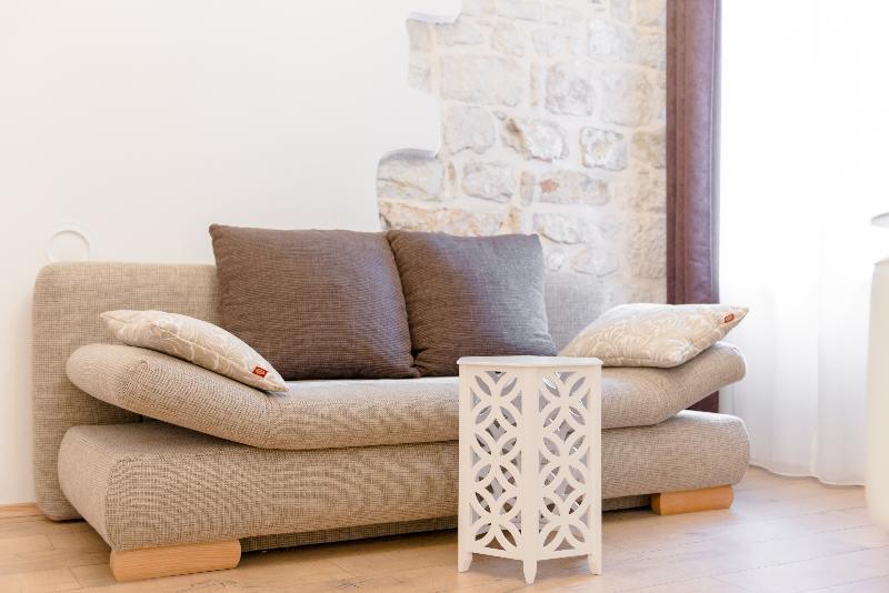 Temple Luxury & Split