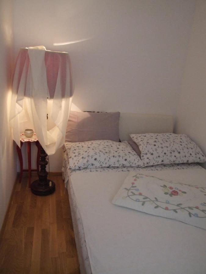 Apartment Studio Apartman Marita Split