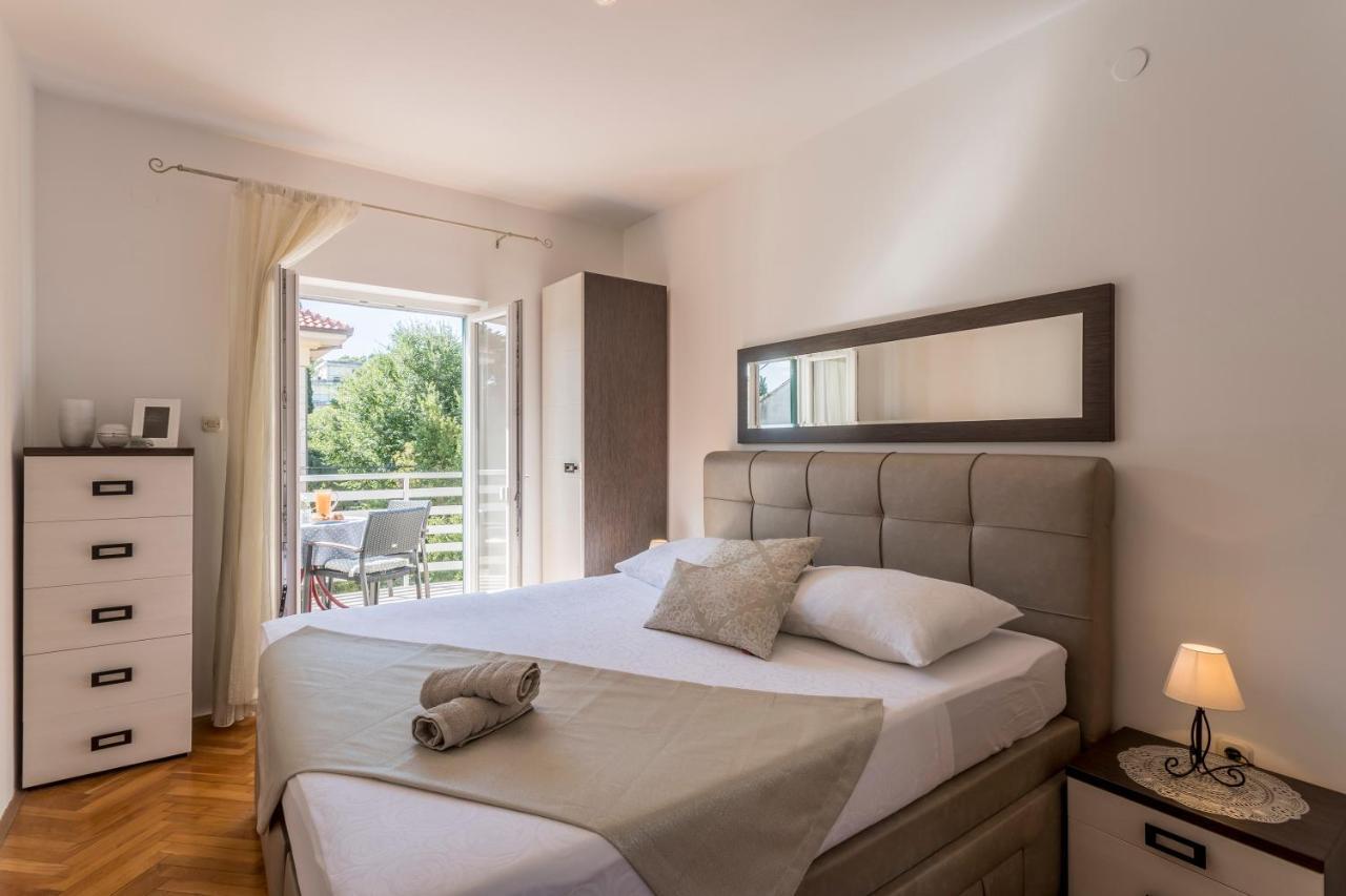 Luxury Apartment Karla Apartamento