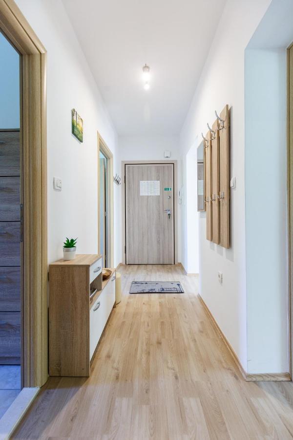Apartment Forest *