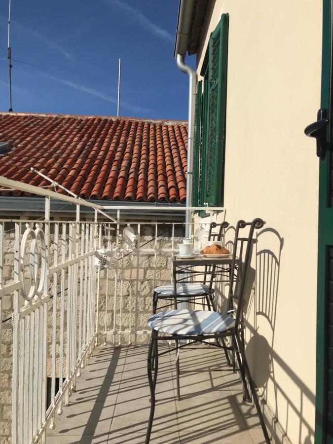 Apartamento Old Town With Private Indoor Garage Parking *