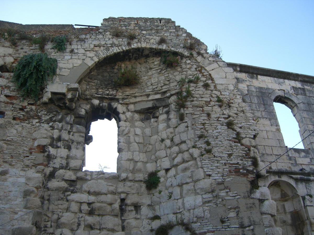 Luxury And Authentic Studio In Split Old Town 3*