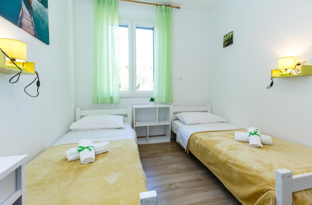 Forest Apartment