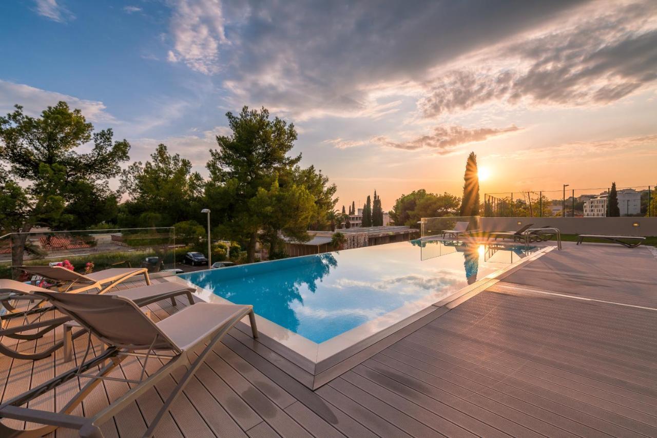 Apartment The Majestic Bel Etage Upscale With Pool