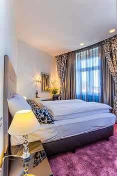 Starlight Luxury Guest house 4*