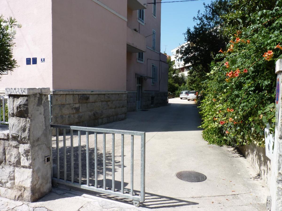 Oko Apartment