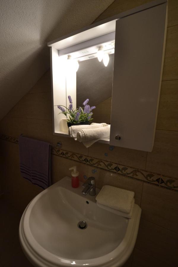 Apartment Antonia Nakic -stobrec