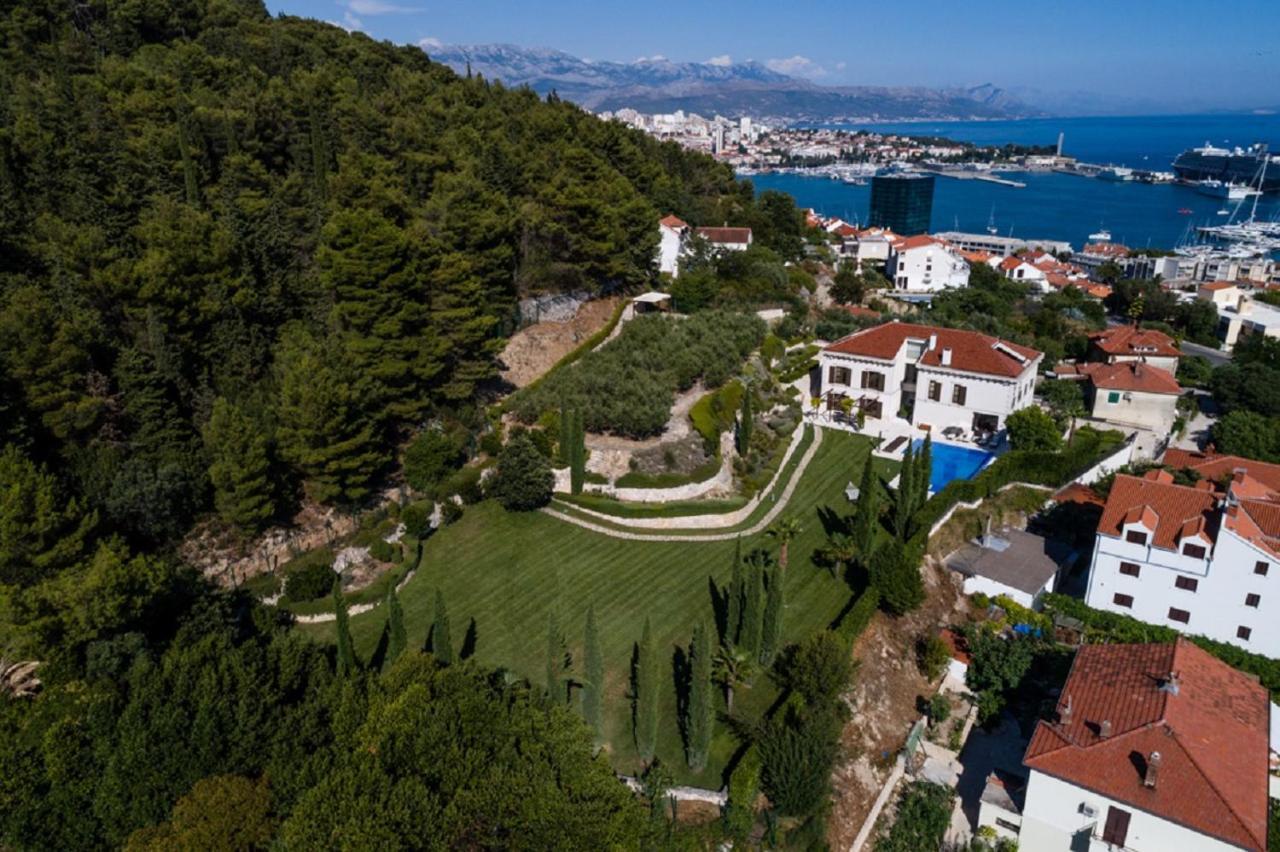 Exclusive Marnano - Center Villa Split