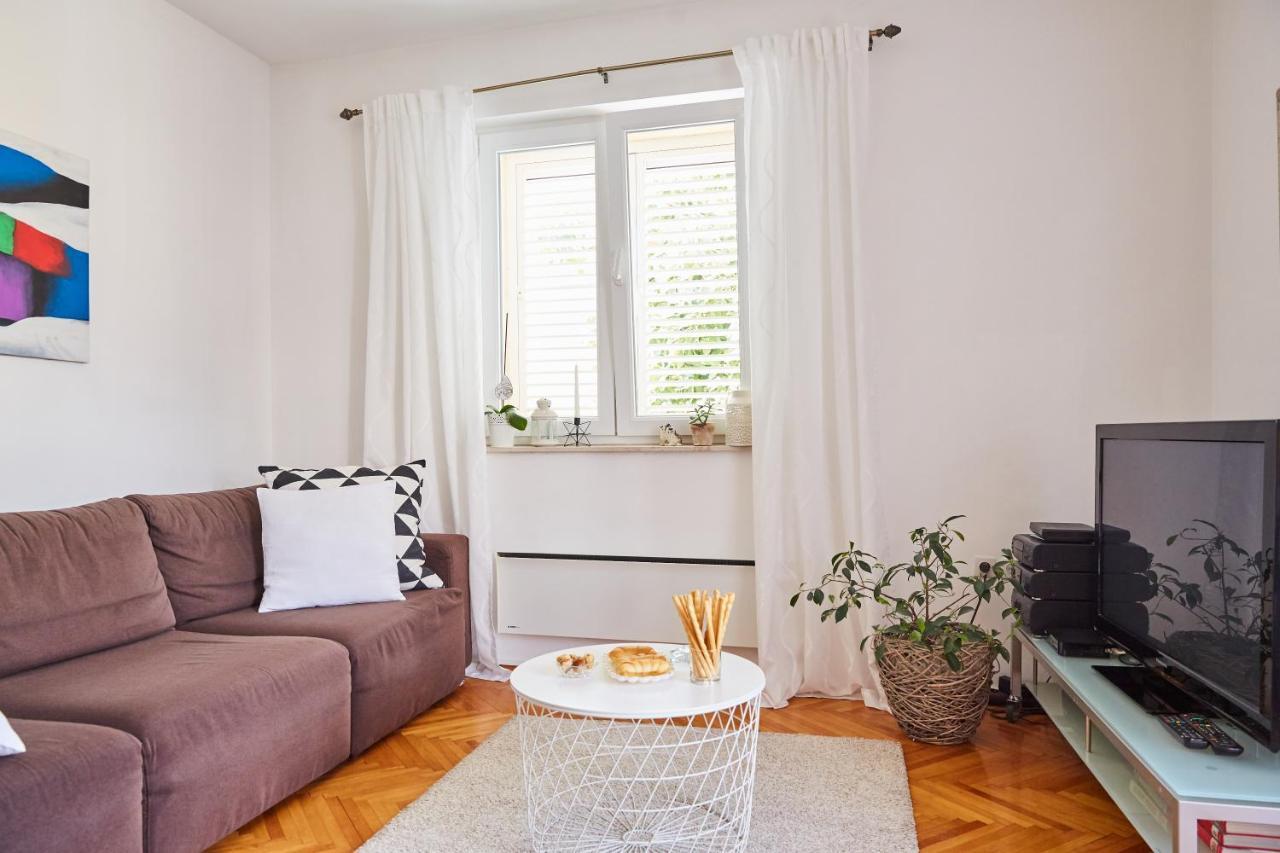 Apartment I&m With Private Parking *