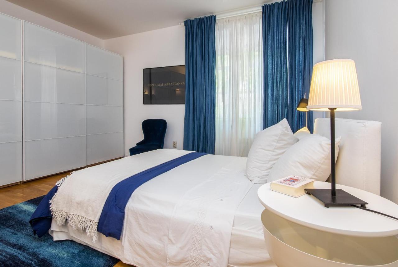 Minimalist Hidden Gem Spacious Flat In Center Split